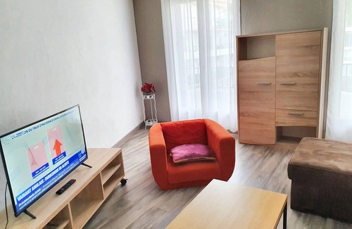 Moulin a Vent Appartement | Homerez - Beautiful apartement 5 km away from the beach for 8 ppl. at Perpignan