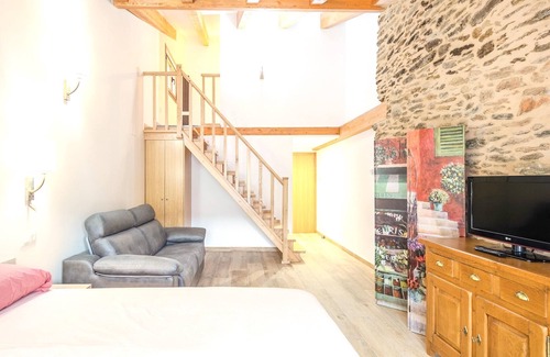 Viana do Bolo Appartement | Homerez - Beautiful appartement for 6 ppl. with garden and terrace at Mourisca
