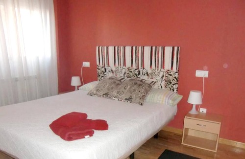 Zamora Appartement | Homerez - Superbe appartement pour 5 pers. avec balcon à Zamora