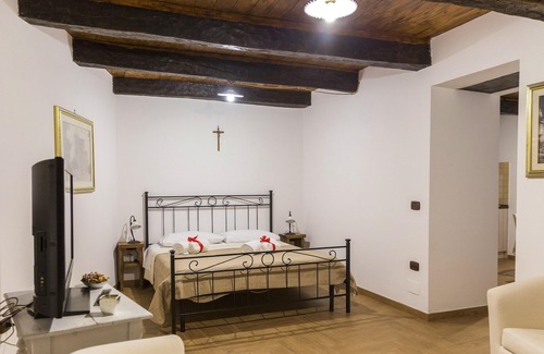 Arce Appartement | Homerez - Superbe appartement pour 3 pers. avec balcon à Arce