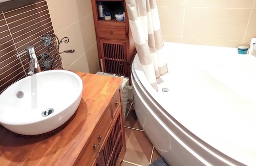 Saint-Gratien Appartement | Homerez - Beautiful appartement for 2 ppl. with balcony at Saint-Gratien
