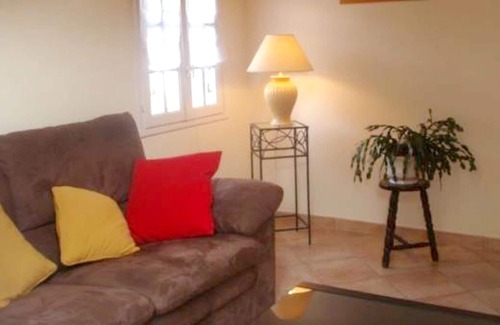 Laz Maison | Homerez - Superbe maison pour 6 pers. avec terrasse à Laz