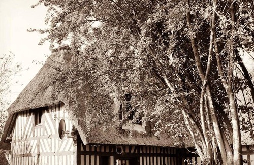 Bonneville-la-Louvet Maison | Homerez - Big house for 10 ppl. with terrace at Bonneville-la-Louvet