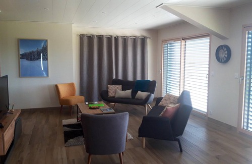 Cerniebaud Maison | Homerez - Big house for 9 ppl. with terrace at Cerniébaud