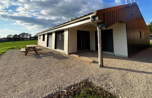 Cerniebaud Maison | Homerez - Big house for 9 ppl. with terrace at Cerniébaud