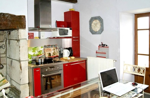 Menet Maison | Homerez - Maison exceptionnelle pour 12 pers. avec jardin et terrasse à Menet