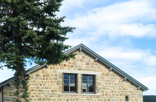 Chanaleilles Maison | Homerez - Big house for 14 ppl. with balcony at Chanaleilles