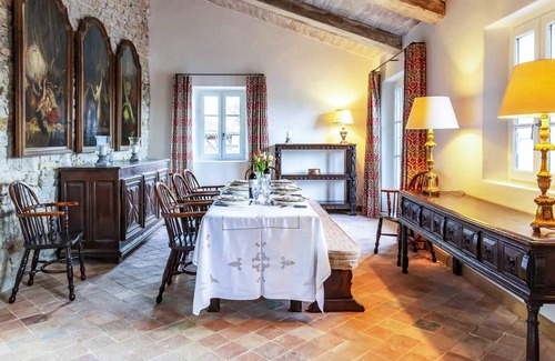 Cahors Villa | Homerez - Grande villa pour 12 pers. avec piscine et terrasse à Cahors