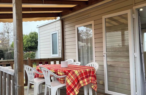 Onzain Maison | Homerez - Bungalow à Onzain avec piscine