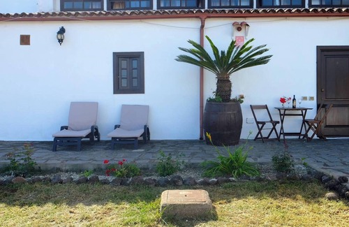 Los Silos Appartement | Homerez - Charming Apartment in Los Silos