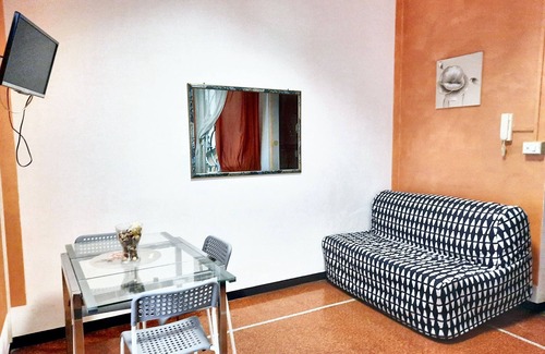 Foce Appartement | Homerez - Appartement à Genova