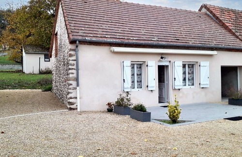 Saint-Victor Maison | Homerez - Maison charmante avec piscine à Estivareilles