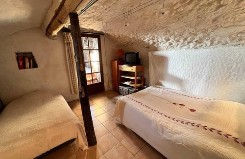 Ardailles Appartement | Homerez - Appart à Valleraugue