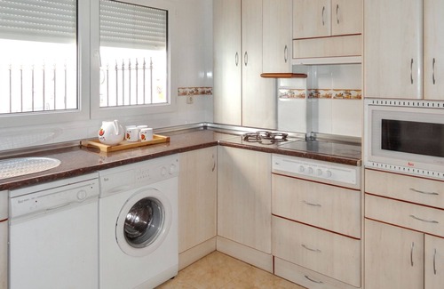 Aldea Real Maison | Homerez - Casa acogedora en Aldea Real con terraza y chimenea