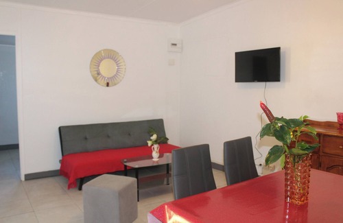 Grande Anse Maison | Homerez - Maison à 2 km de la plage pour 2 pers. avec terrasse à Petite Île