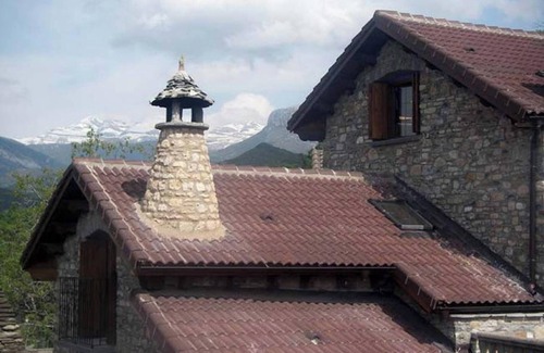 Belsierre Maison | Homerez - Maison charmante à Belsierre, vue sur montagne