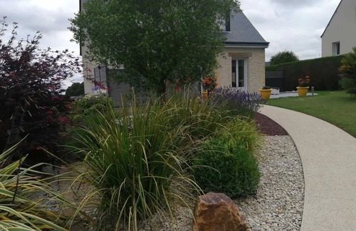 Tredaniel Maison | Homerez - Maison charmante à Trédaniel avec jardin et terrasse