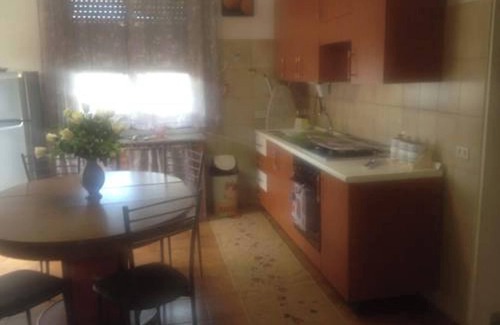 Agnone Bagni Maison | Homerez - Casa encantadora en Agnone, terraza, 110 m²
