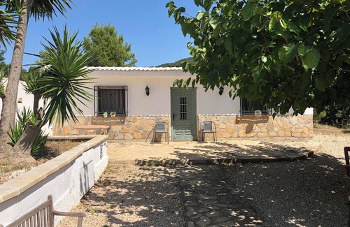 Tortosa Villa | Homerez - Villa charmante proche Tortosa avec piscine privée