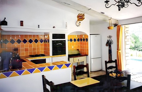 Saint-Michel-l'Observatoire Villa | Homerez - Charming Villa in Dauphin with Private Pool