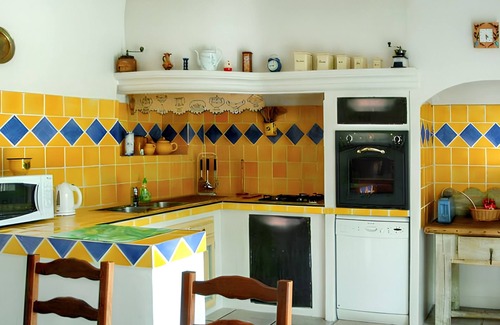 Saint-Michel-l'Observatoire Villa | Homerez - Charming Villa in Dauphin with Private Pool