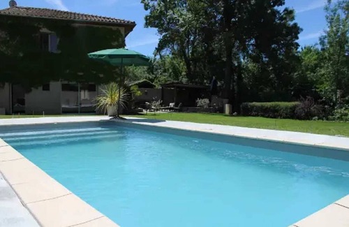 Gaillac Villa | Homerez - Villa encantadora en Gaillac con piscina privada