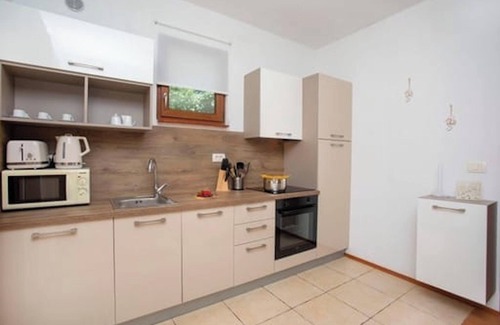 Ripenda Verbanci Villa | Homerez - Charming villa with private pool near the sea and garden