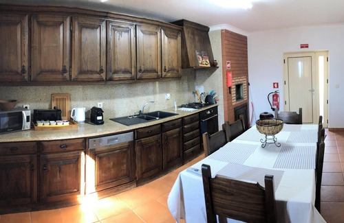 Resende Villa | Homerez - Villa de charme à Resende avec piscine privée