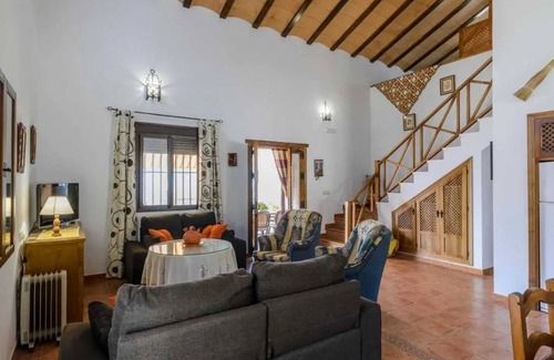 El Gastor Chalet De Ski | Homerez - Chalet confortable à El Gastor avec piscine privée