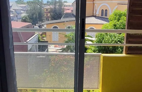 Cayenne Appartement | Homerez - Comfortable studio in the heart of Cayenne - Balcony with a view