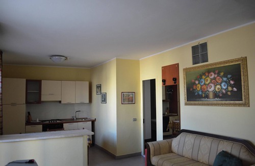 Reggio Calabria Appartement | Homerez - Cosy Flat Reggio Calabria
