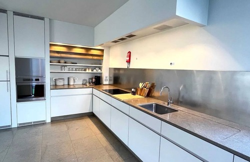 Vilvoorde Maison | Homerez - Maison cosy à Vilvoorde avec jacuzzi et spa