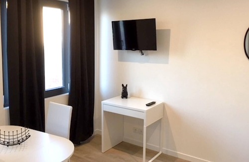 Zone d'Activite Sud-Est Appartement | Homerez - Joli studio pour 2 pers. avec jardin et terrasse à Rennes