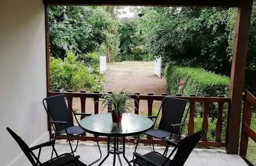 Vaas Chalet De Ski | Homerez - Cozy Chalet in Vaas with Lake View