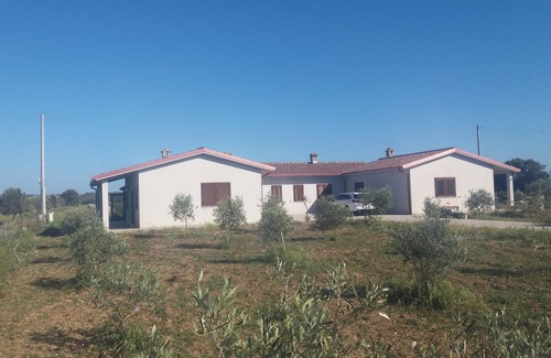 Sant'Anna Arresi Maison | Homerez - Maison confortable à Sant'Anna Arresi