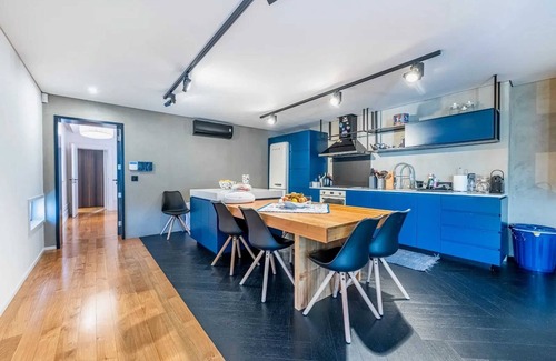 Paredes Maison | Homerez - Maison cosy avec piscine à Vandoma
