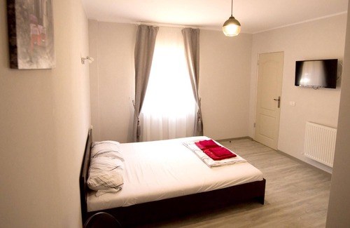 Constanta Appartement | Homerez - Cozy Studio in Constanța, 18 m², Garden