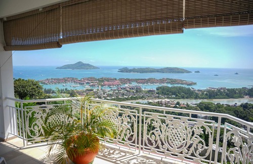 Zig Zag Ward Appartement | Homerez - Elegant apartment in Les Mamelles