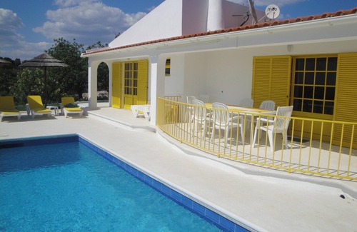 Albufeira Villa | Homerez - Villa elegante en Tunes con piscina privada