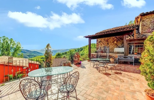 Ardanue Appartement | Homerez - Family Apartment in Ardanué, 60 sqm, View