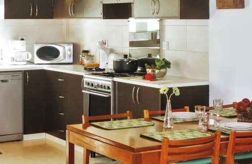 Kritou Tera Maison | Homerez - Casa Familiar con Piscina Privada en Kritou Tera
