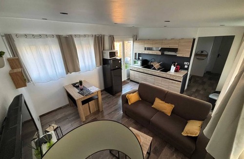Saint-Andre-les-Vergers Maison | Homerez - House in Saint-André-les-Vergers