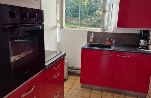 Les Martres-de-Veyre Appartement | Homerez - Maison Les Martres-de-Veyre
