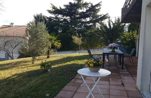 Les Martres-de-Veyre Appartement | Homerez - Maison Les Martres-de-Veyre