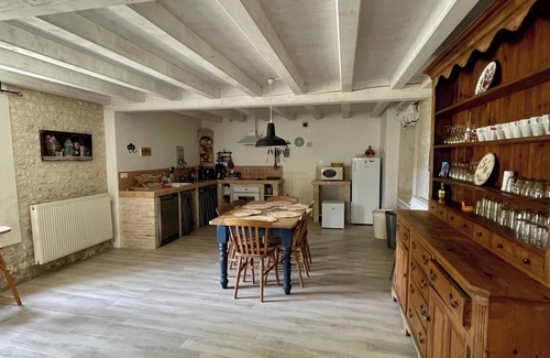 Saint-Palais-du-Ne Maison | Homerez - House in Saint-Palais-du-Né