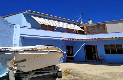 San Giovanni Suergiu Maison | Homerez - House 1 km away from the beach for 6 ppl. with garden at Is Cordeddas