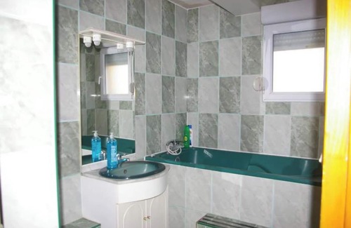 Chenove Maison | Homerez - Maison exceptionnelle pour 12 pers. avec jardin et terrasse à Chenôve