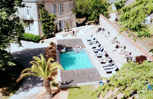 La Gaubretiere Maison | Homerez - House for 4 ppl. with shared pool, jacuzzi and spa at La Gaubretière