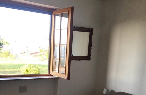 Ciglie Maison | Homerez - Maison pour 4 pers. avec jardin, terrasse et balcon à Merluzzi