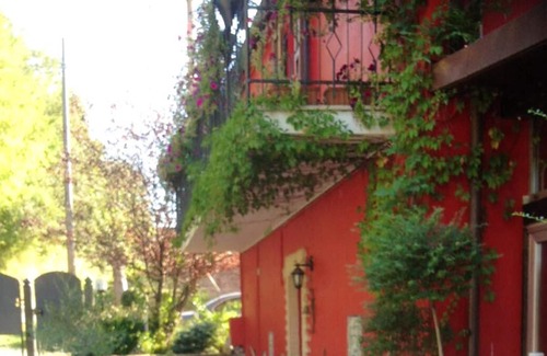 Cupramontana Maison | Homerez - Maison pour 5 pers. avec jacuzzi, jardin et terrasse à Cupramontana